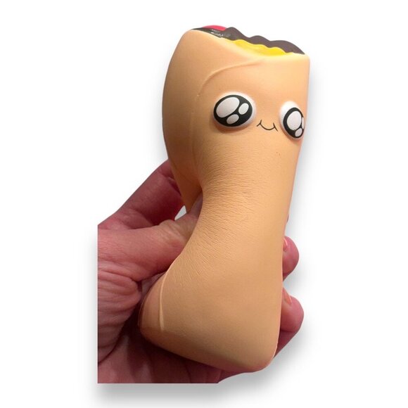 Throw Throw Burrito A Fun Dodgeball Card Game By Exploding Kittens Fun Kids Game - Picture 5 of 14